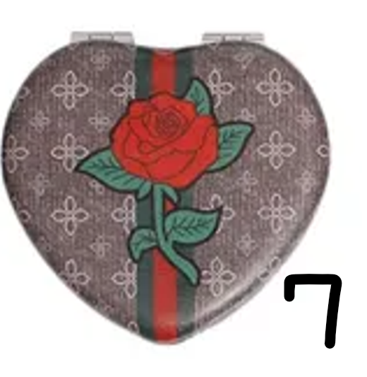 PT2 - Designer Heart Compact Mirror