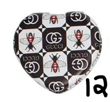 Cargar imagen en el visor de la galería, PT2 - Designer Heart Compact Mirror
