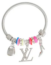 Cargar imagen en el visor de la galería, 3046 - Boutique LV Bracelets
