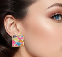 Load image into Gallery viewer, 1000-39 - Mosaic Wavy Stud Earrings
