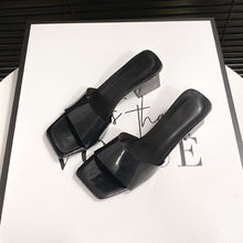 Cargar imagen en el visor de la galería, Open Toe Block Heel Sandals
