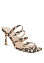 Cargar imagen en el visor de la galería, NYLE PLATFORM HEELED SANDALS
