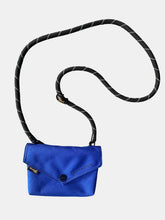 Load image into Gallery viewer, Himawari Solid Color Envelope Shape Crossbody Bag with Removable Strap
