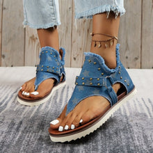 Cargar imagen en el visor de la galería, Studded Raw Hem Flat Sandals
