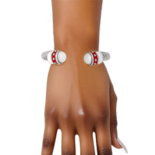 Cargar imagen en el visor de la galería, DST Red White Thick Cable Classic Silver Bangle

