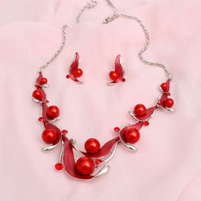 Load image into Gallery viewer, Collar Elegant Refined Red Pearl DST Necklace

