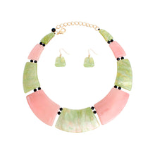 Cargar imagen en el visor de la galería, AKA Necklace Pink Green Plate Collar for Women
