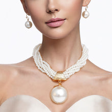 Cargar imagen en el visor de la galería, Pendant XL Cream Pearl 6 Strand Twisted Choker
