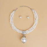 Pendant XL White Pearl 6 Strand Twisted Choker