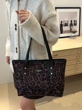 Cargar imagen en el visor de la galería, Leopard Polyester Tote Bag
