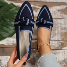 Cargar imagen en el visor de la galería, Bow Contrast Trim Point Toe Loafers
