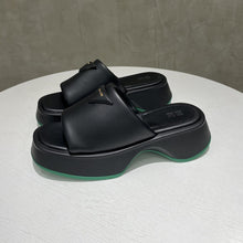 Cargar imagen en el visor de la galería, PU Leather Platform Sandals
