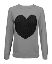 Cargar imagen en el visor de la galería, Love Heart Jacquard Round Neck Pullover Sweater
