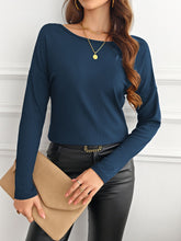 Cargar imagen en el visor de la galería, Lace Detail Butterfly Back Round Neck Long Sleeve T-Shirt
