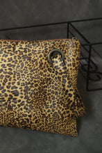 Load image into Gallery viewer, Leopard PU Leather Clutch
