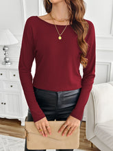 Cargar imagen en el visor de la galería, Lace Detail Butterfly Back Round Neck Long Sleeve T-Shirt
