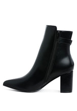 Cargar imagen en el visor de la galería, Conchos Belt Detail Block Heel Boots
