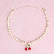 Cargar imagen en el visor de la galería, Pendant Cream Pearl Cherry Red Necklace for Women
