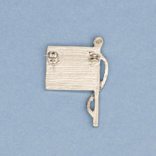 Cargar imagen en el visor de la galería, Patriotic American Flag Sparkle Brooch for Women
