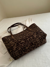 Cargar imagen en el visor de la galería, Leopard Polyester Tote Bag
