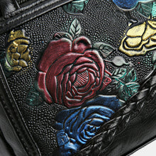 Cargar imagen en el visor de la galería, PU Leather Rose Pattern Shoulder Bag
