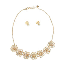 Load image into Gallery viewer, Gold Glass 3D Flower Collar Set
