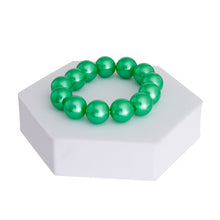 Cargar imagen en el visor de la galería, Green Bubble Gum Pearl Bracelet
