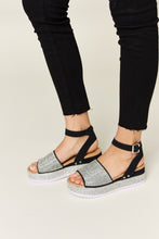 Cargar imagen en el visor de la galería, Forever Link Rhinestone Buckle Strappy Wedge Sandals
