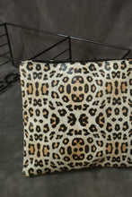 Cargar imagen en el visor de la galería, Leopard PU Leather Clutch
