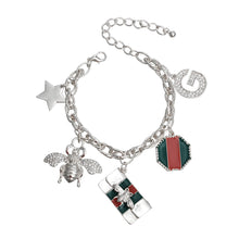 Cargar imagen en el visor de la galería, Red &amp; Green Radiance: Charm Bracelet
