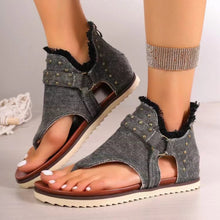 Cargar imagen en el visor de la galería, Studded Raw Hem Flat Sandals
