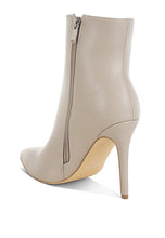 Load image into Gallery viewer, Kalina Rhinestones Chain Detail Boots
