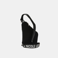 Cargar imagen en el visor de la galería, Nicole Lee USA Vegan Leather Leopard &amp; Lip Pattern Crossbody Bag
