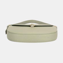 Cargar imagen en el visor de la galería, David Jones Metal Buckle Shoulder Bag
