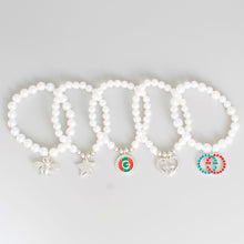 Cargar imagen en el visor de la galería, White Luxury-Inspired Bracelets
