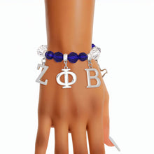 Load image into Gallery viewer, Blue Clear Bead Zeta Bracelet
