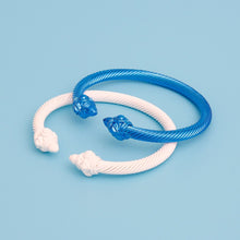 Cargar imagen en el visor de la galería, ZPB Sorority Blue White Pointed Cable Bangle Set
