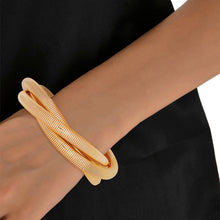 Cargar imagen en el visor de la galería, Jump Coil Bracelet Twisted Gold Metal for Women
