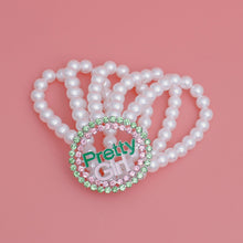 Cargar imagen en el visor de la galería, AKA White Pearl Pretty Girl Rhinestone Bracelet
