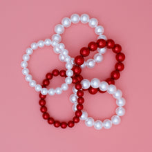 Cargar imagen en el visor de la galería, DST Red White Pearl Stretch 5 Pcs Bracelets Women
