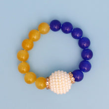 Cargar imagen en el visor de la galería, SGRHO Sorority Blue Gold Pearl Glass Bead Bracelet
