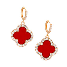 Cargar imagen en el visor de la galería, Hoop Red Clover Gold Huggie Earrings for Women
