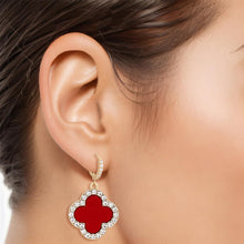 Cargar imagen en el visor de la galería, Hoop Red Clover Gold Huggie Earrings for Women
