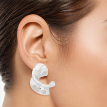 Load image into Gallery viewer, Drop Swirl Silhouette Silver Earrings for Women
