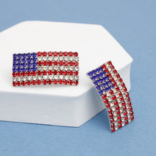 Cargar imagen en el visor de la galería, Studs Patriotic Bling American Flag Silver Earring
