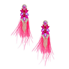 Cargar imagen en el visor de la galería, Tassel Fuchsia Feather Glass Earrings for Women
