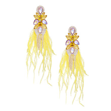 Cargar imagen en el visor de la galería, Tassel Yellow Feather Glass Earrings for Women
