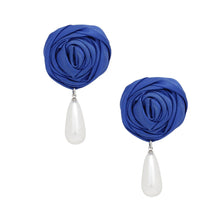 Cargar imagen en el visor de la galería, ZPB Blue Rose White Pearl Teardrop Stud Earrings
