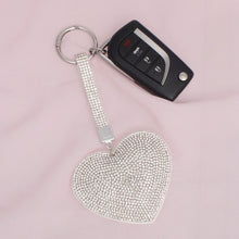 Cargar imagen en el visor de la galería, Handbag Clip Gleaming White Heart Padded Charm

