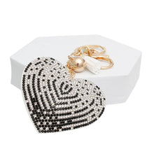 Cargar imagen en el visor de la galería, Keychain Sparkling Love Black White Padded Heart
